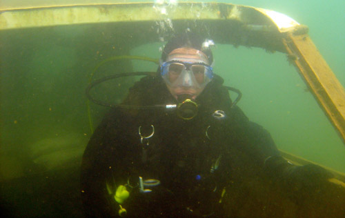 photo of scuba diver