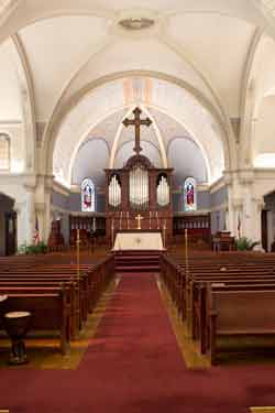 Historic Christ Church of La Crosse Altar